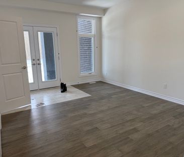 For Lease - 203 WELLS Avenue, Fort Erie, Ontario - Photo 1