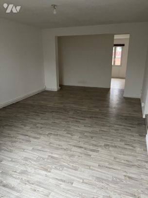 Location appartement - DOURGES - Photo 1