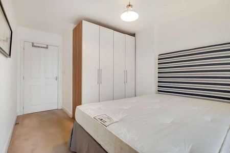 Storehouse Mews, Westferry, E14 - Photo 5