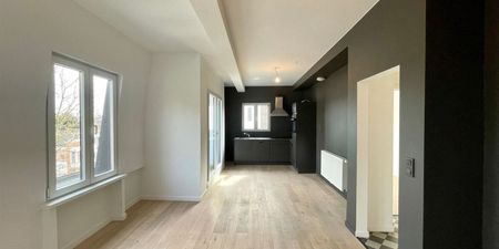 Appartement te huur in Borgerhout voor € 925 met 2 slaapkamers - Foto 3