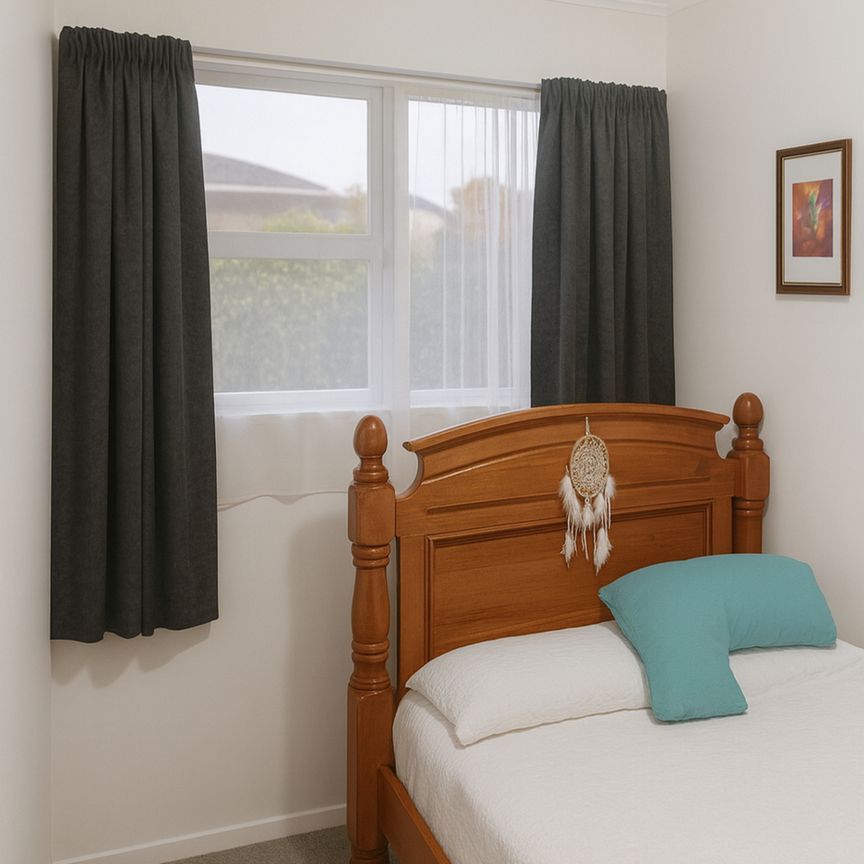 One Bedroom Unit Near shopping centre - Photo 1