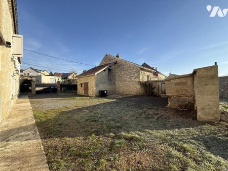 FAVEROLLES ET COEMY- Petit corps de ferme T5 de 130m2 sur 1283m2 - Photo 4