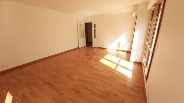 location Appartement T4 DE 87.41m² À SCEAUX - Photo 1