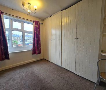 3 Bed Semi-detached house For Rent - Photo 3