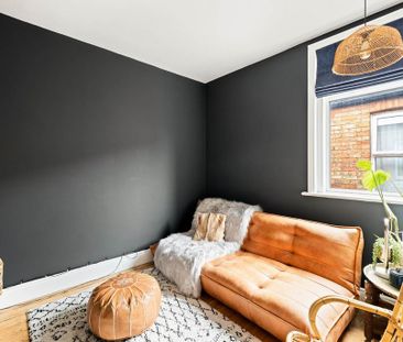 4 bedroom terraced house to rent - Photo 2