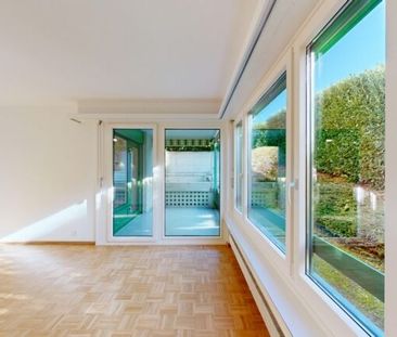 Appartement près du centre du village de Therwil avec balcon d’angle - Photo 1