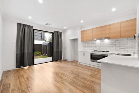 Unit 2/3 Pine Street, - Photo 4