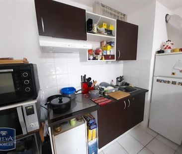 Location Appartement 3 pièces 55m² LAYRAC 47390 - Photo 2