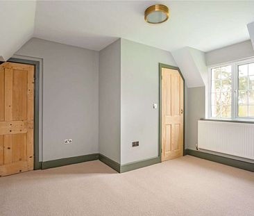 A beautifully refurbished cottage in an idyllic rural location with far reaching views. - Photo 2