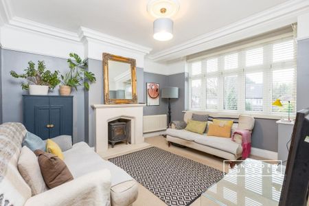 4 bedroom semi-detached house to rent - Photo 4