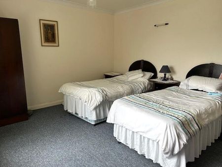 3 bedroom bungalow to rent - Photo 3