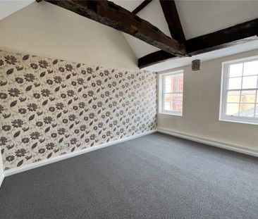 39, Newark, Notts, NG24 - Photo 1