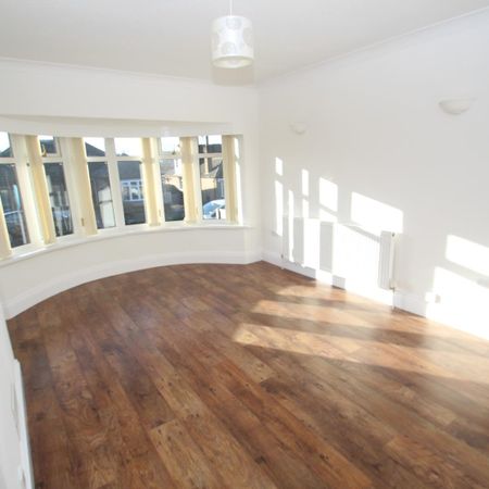 2 bedroom semi-detached house to rent - Photo 4