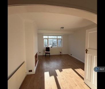 3 bedroom bungalow to rent - Photo 1