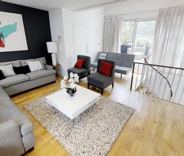 4 bedroom townhouse to rent - Photo 2