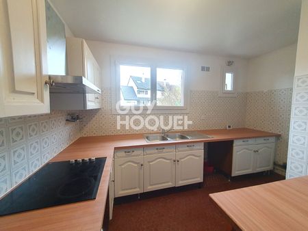 LOCATION d'une maison F7 (137 m²) à PONTAULT COMBAULT - Photo 4