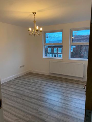 1 Bed Flat, Rufford Road, L6 - Photo 2