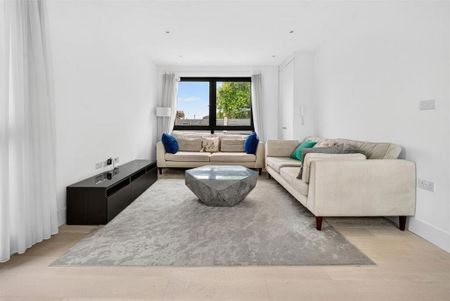 3 bedroom flat to rent - Photo 2