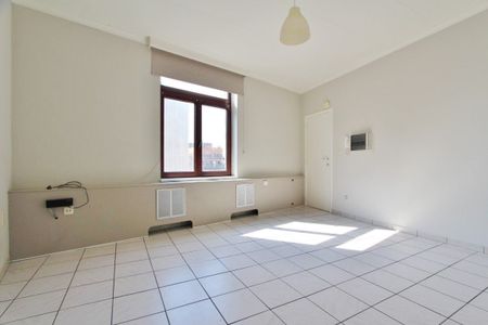 Eénslaapkamerappartement op wandelafstand van het openbaar vervoer - Foto 3