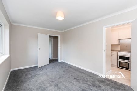 3 bedroom apartment to rent - Photo 3