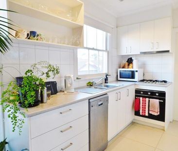 5/159 Maltravers Road, Ivanhoe - Photo 2