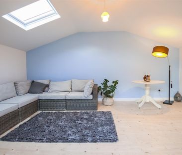 Church Gates, Gisburn, Clitheroe - Photo 4