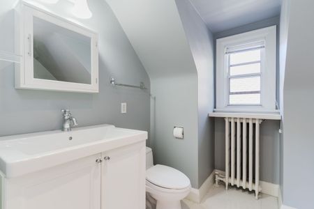 For Lease - 20 Coulson Avenue Unit# Upper, Toronto, Ontario - Photo 3