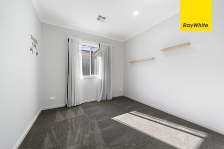 146 Oxalis Crescent, Tralee NSW 2620 - House For Rent | Domain - Photo 4