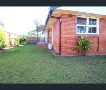 1 Enfield Street, Mount Gravatt East, Qld 4122 - Photo 2