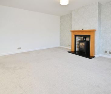 3 bedroom detached house to rent - Photo 2