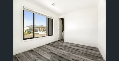 Modern Living in a Peaceful Mickleham Pocket - Photo 5