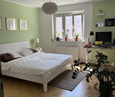 Entzückende 2-Zimmer-Wohnung mit Balkon und Tiefgaragenplatz - Foto 3