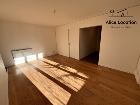 Location Appartement 2 pièces 45m² EVIAN LES BAINS 74500 - Photo 3