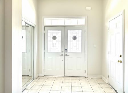 For Lease - 3275 Stalybridge Drive Unit# 47, Oakville, Ontario - Photo 3