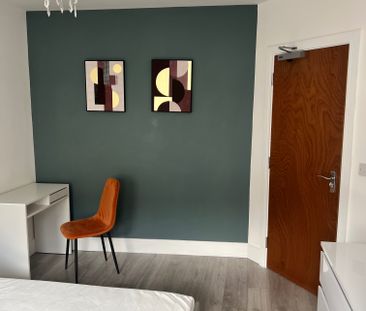 Cassio Road 17CASS - Room 3 - Photo 6