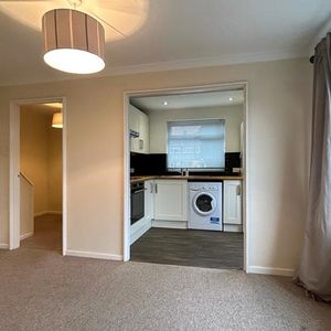 Well Close, Surrey Well Close, Surrey - Photo 2