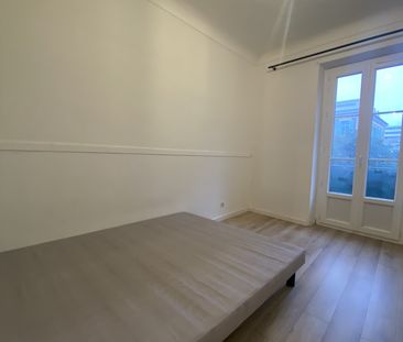 Location Appartement 1 pièce 31m² NICE 06300 - Photo 2