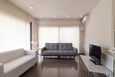 Plaça Col.legi del Patriarca, Valencia, Valencian Community 46002 - Photo 5