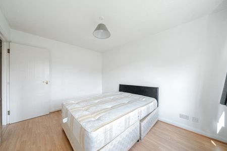 Rossetti Road, Bermondsey, London, SE16 - Photo 4