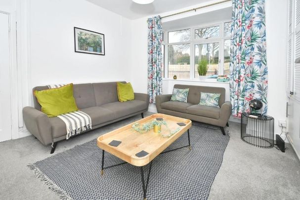 5 bedroom house to rent - Photo 1