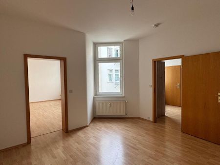 2-Zimmerwohnung mit Single-Einbauküche sucht neuen Mieter - Photo 2