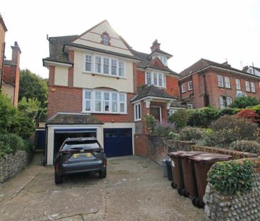 3 bedroom flat to rent - Photo 1