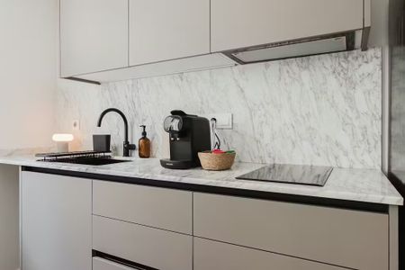 Carrer de la Democràcia, Valencia, Valencian Community 46014 - Photo 2