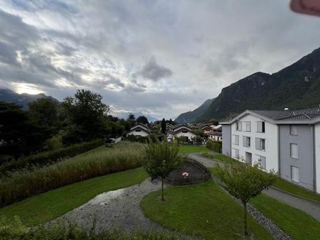 Superbe 4.5 pièces en attiques avec sa terrasse, idéalement situé. - Photo 3