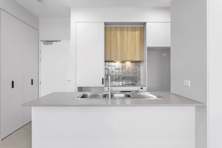 Top-Floor Apartment with Study & Sweeping Googong Views - Photo 2