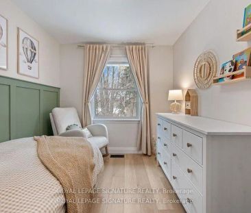 357 ROSSLAND ROAD E - Photo 6