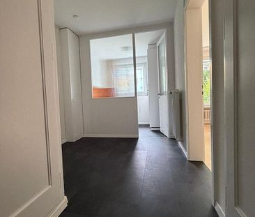 Helle 2.5-Zimmerwohnung mit Balkon, Lift und Einstellplatz - Photo 6