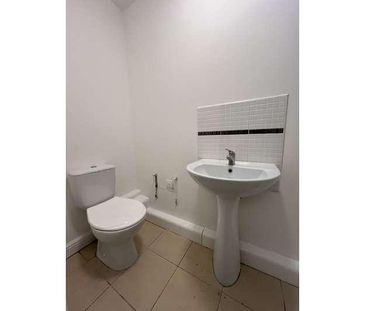 Broadwell Road, Oldbury, West Midlands, B69 - Photo 3