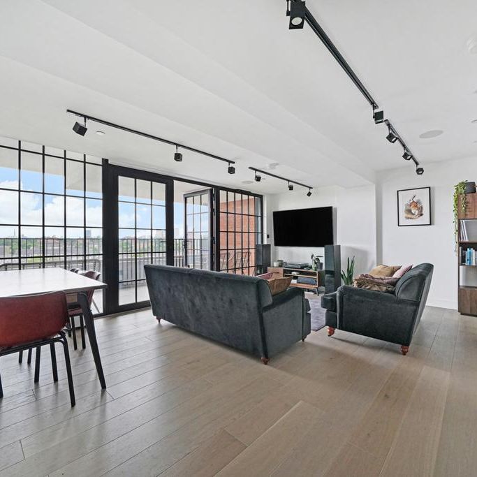 2 bedroom flat to rent - Photo 1