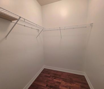 For Lease - 150 Ozner Crescent, Vaughan, Ontario - Photo 5